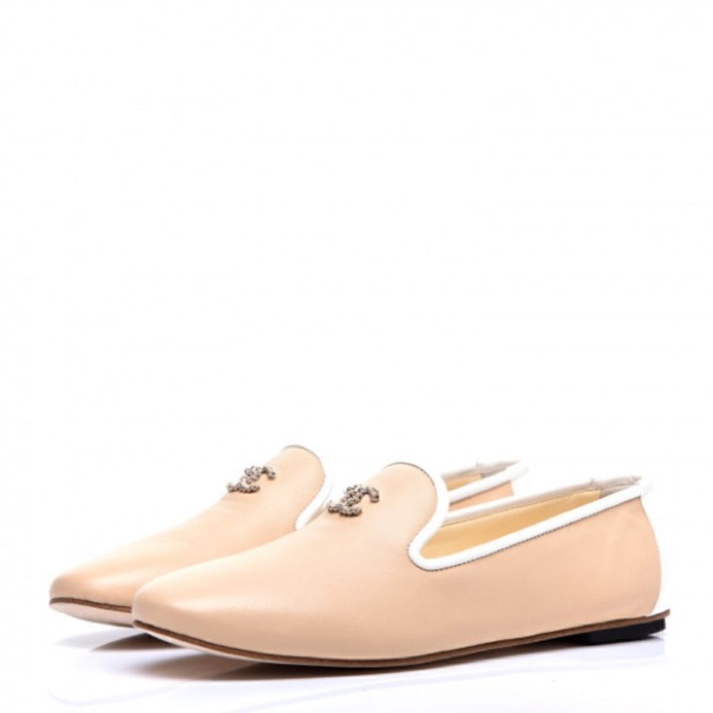 Chanel 2016 Beige/White Leather CC Smoking Loafers size 37.5